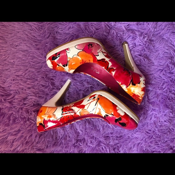 Summer Heels - Picture 3 of 4